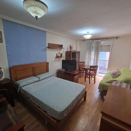 Casa Linda Apartment Аликанте Екстериор снимка